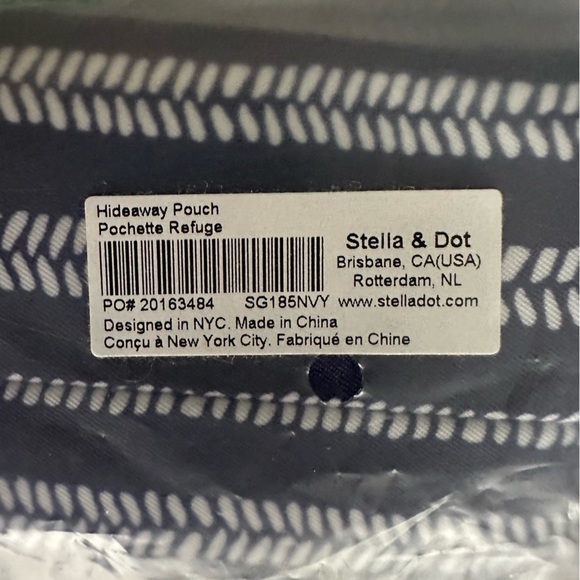 New! 💙 Stella & Dot Hideaway Pouch Navy Striped with Gold Arrow Accent - Picture 8 of 8